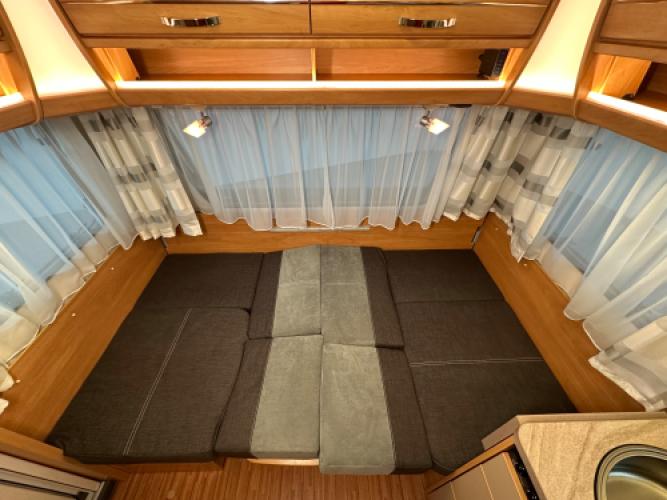 Dethleffs Camper 450 FL