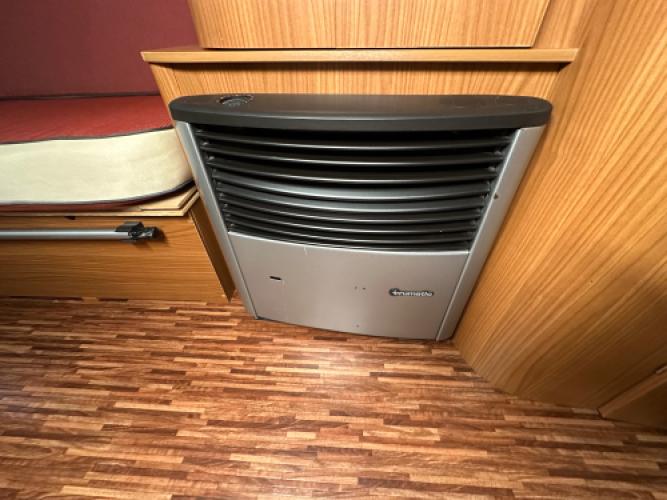 Eriba Touring Triton 420 Forever Young