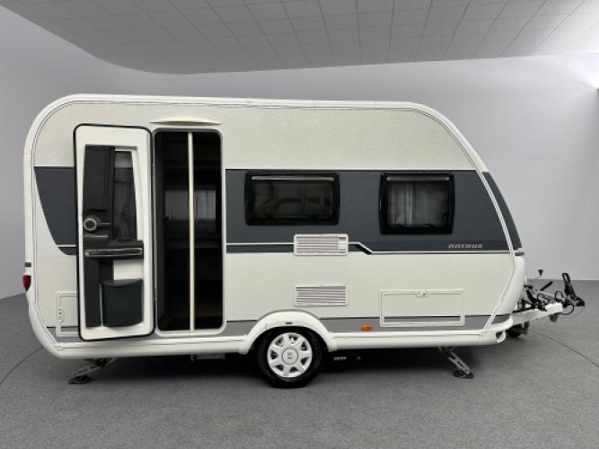 Hobby On Tour 390 SF