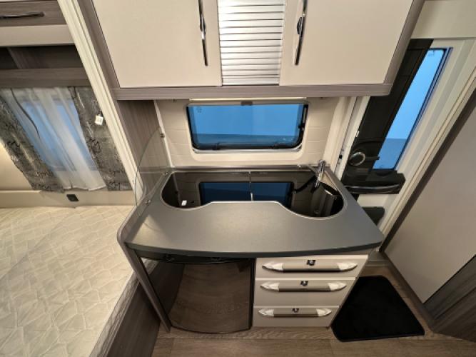 Hobby On Tour 390 SF