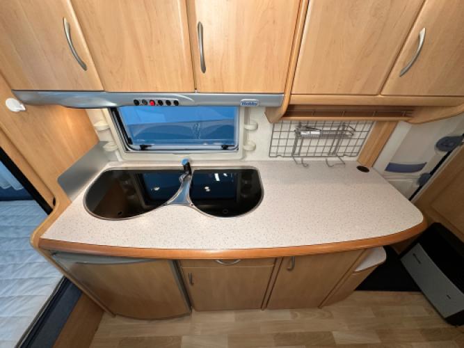 Hobby De Luxe Easy 440 SF