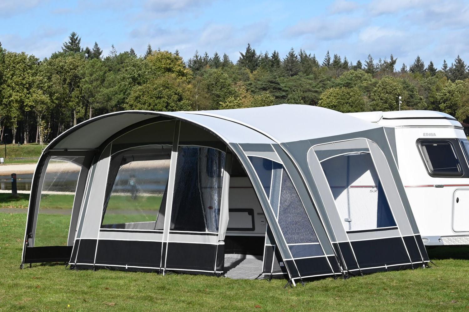 Unico Bologna Voortent + petluifel - Eriba Touring