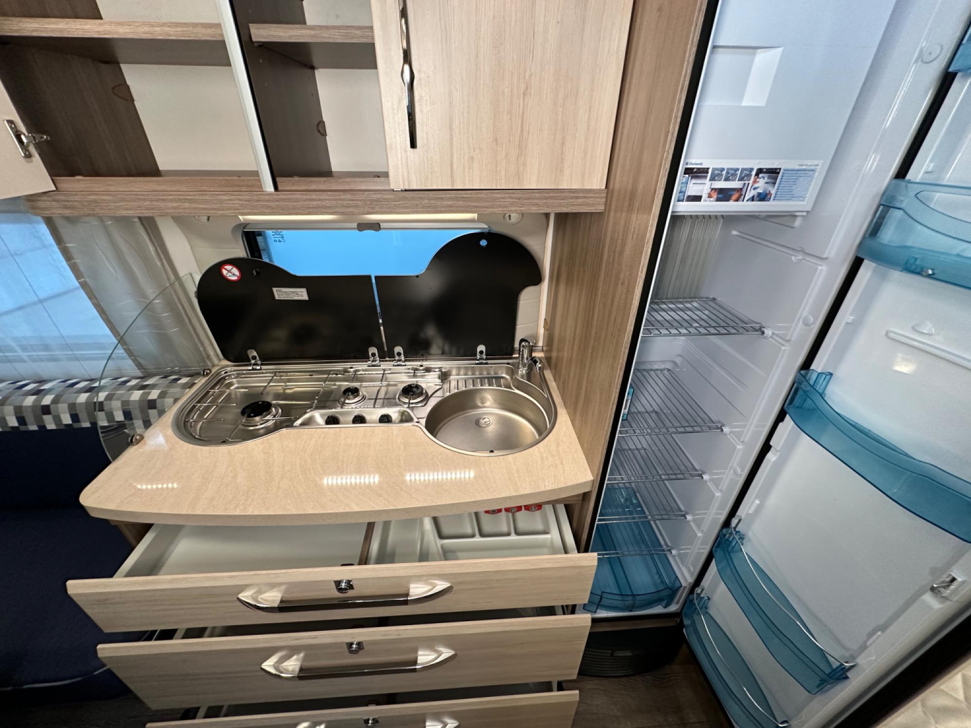 Hobby De Luxe 460 UFe