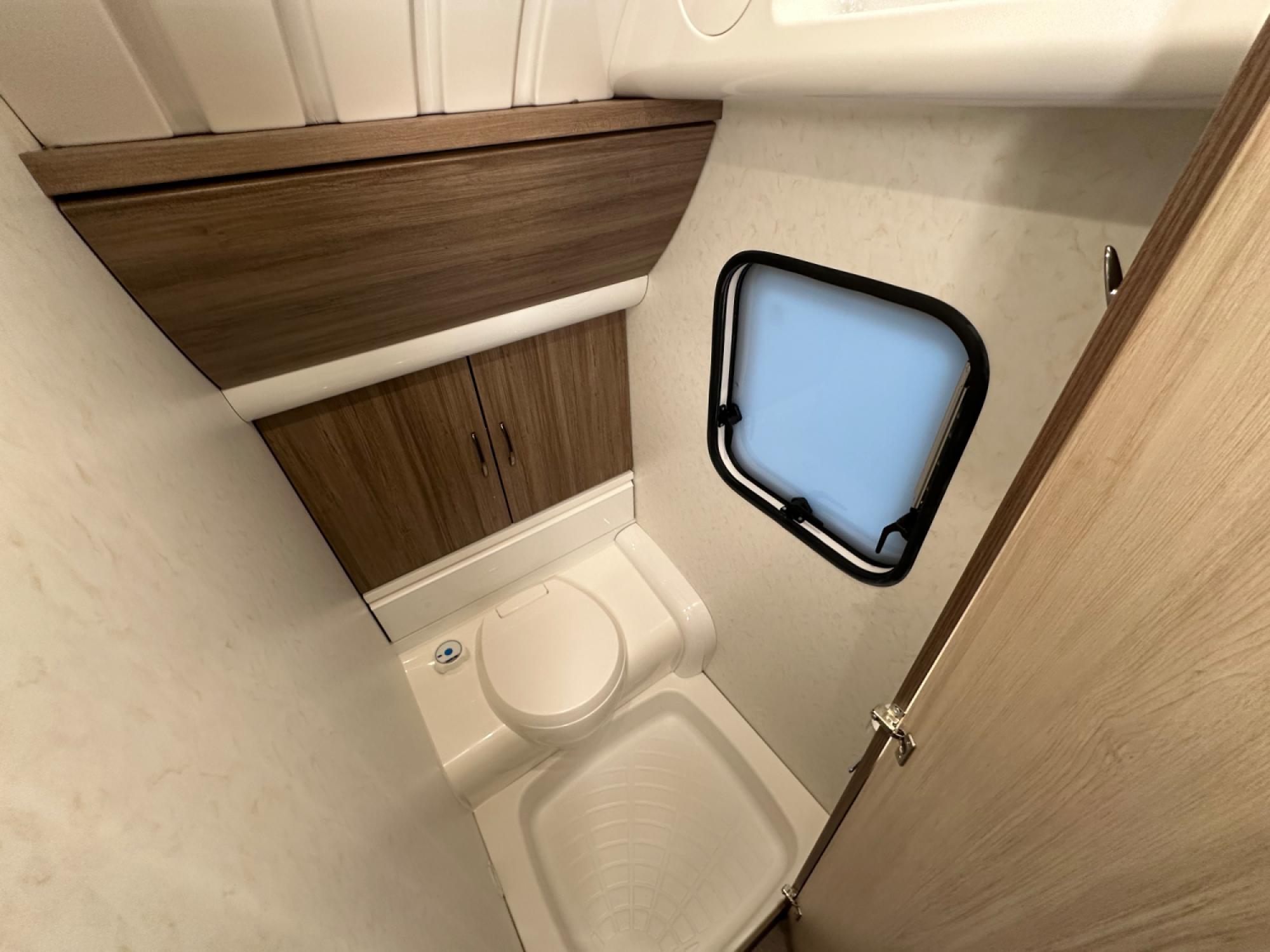 Hobby De Luxe 460 UFe