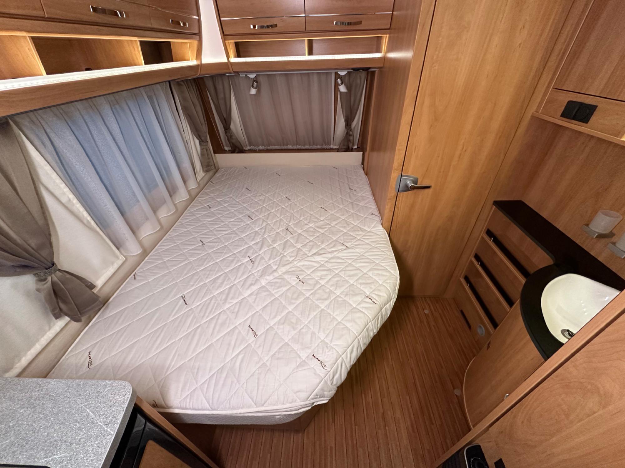 Dethleffs Camper 450 FR