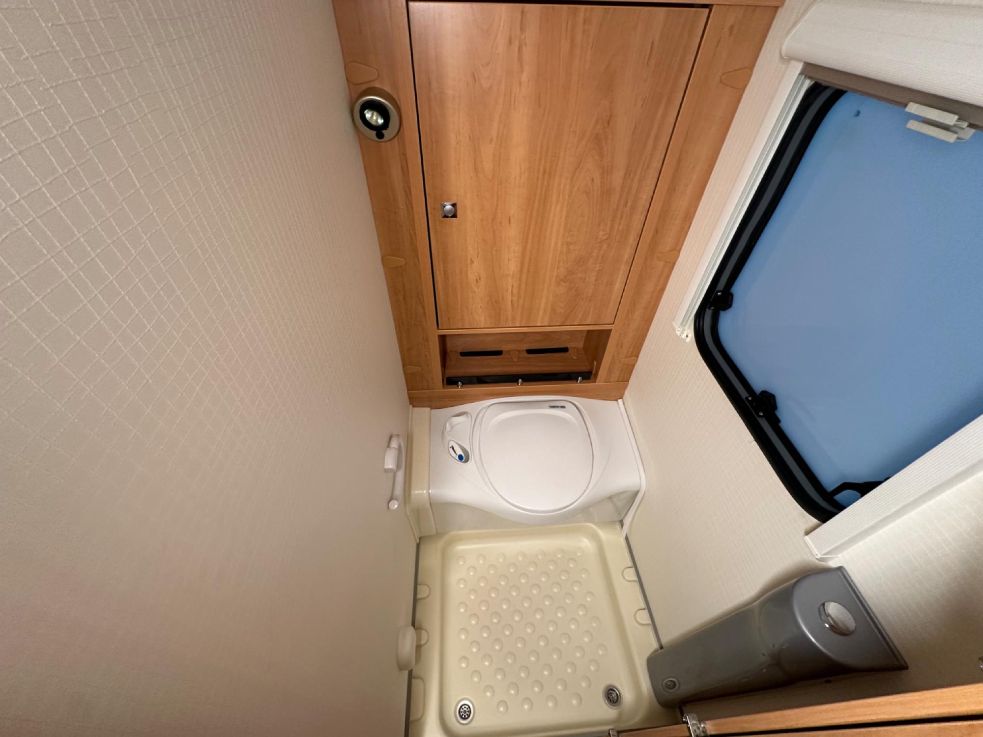 Dethleffs Camper 450 FR