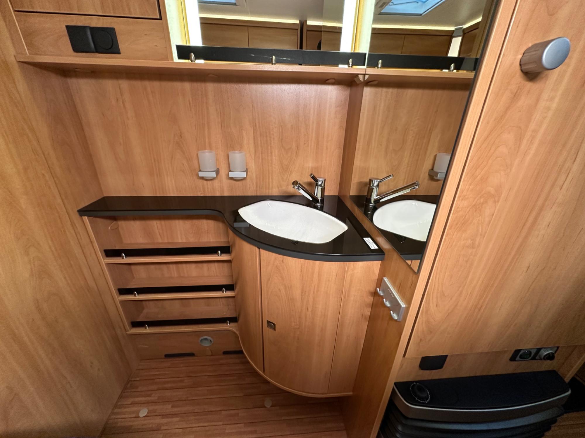 Dethleffs Camper 450 FR