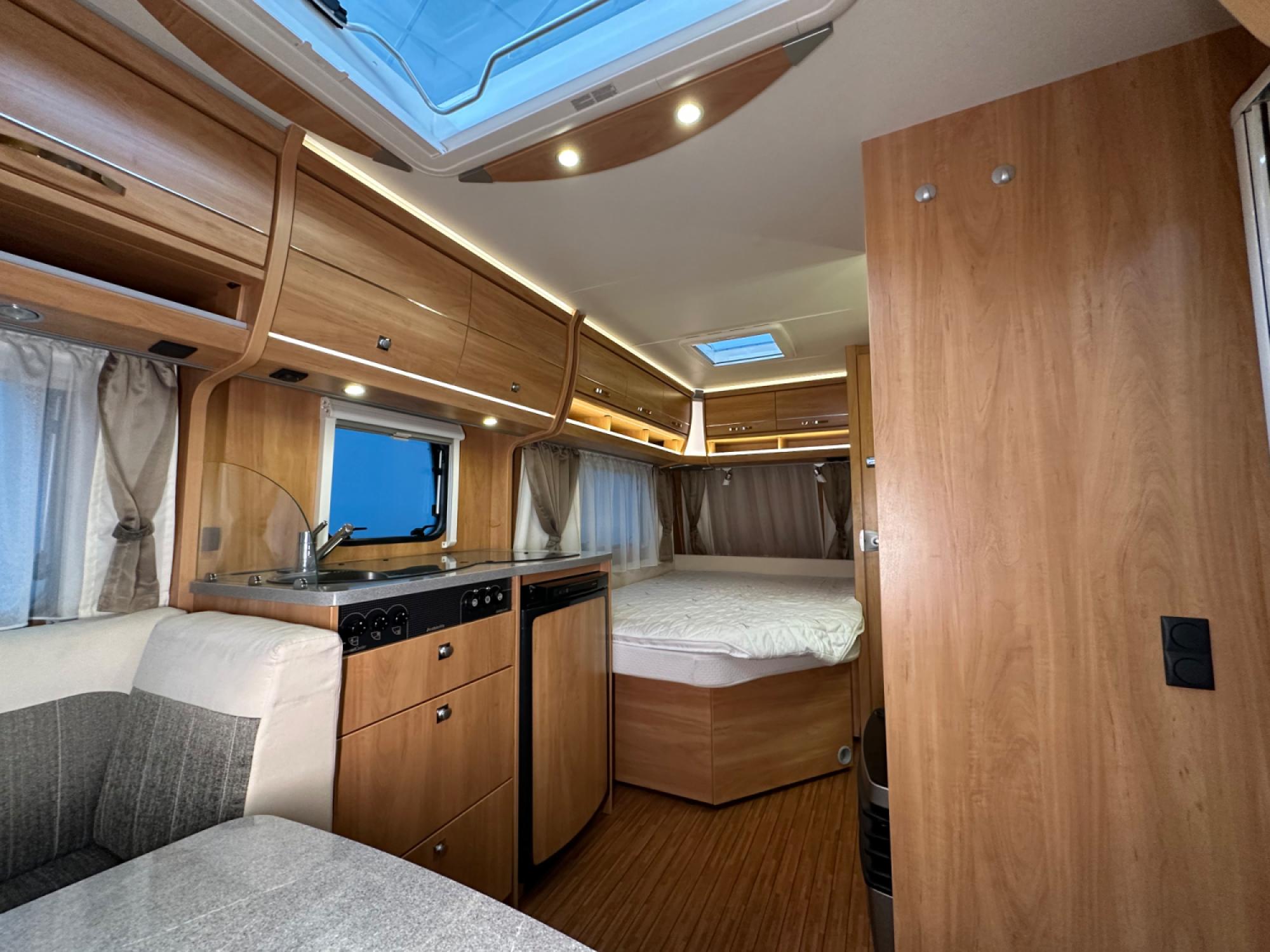 Dethleffs Camper 450 FR