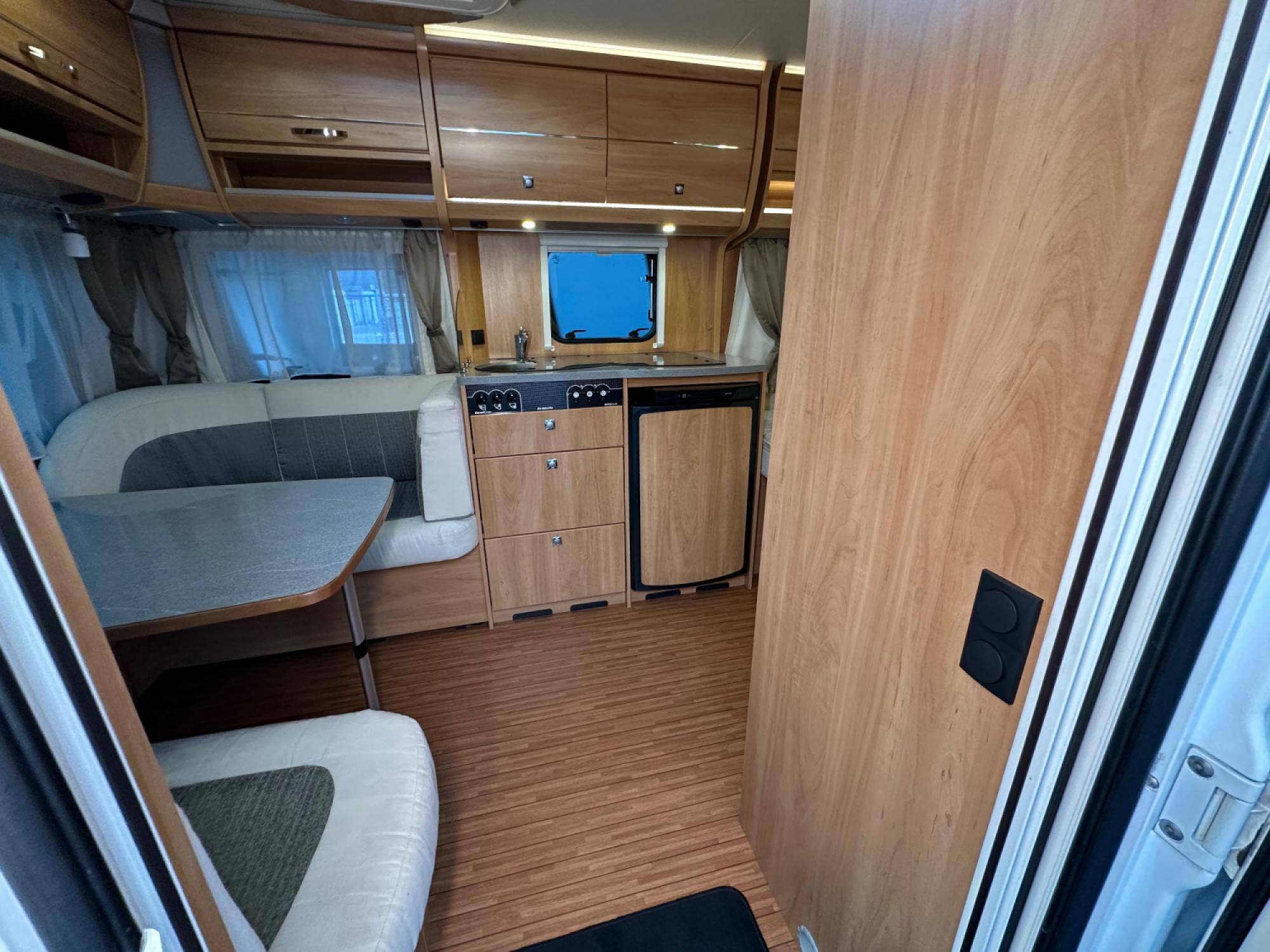 Dethleffs Camper 450 FR