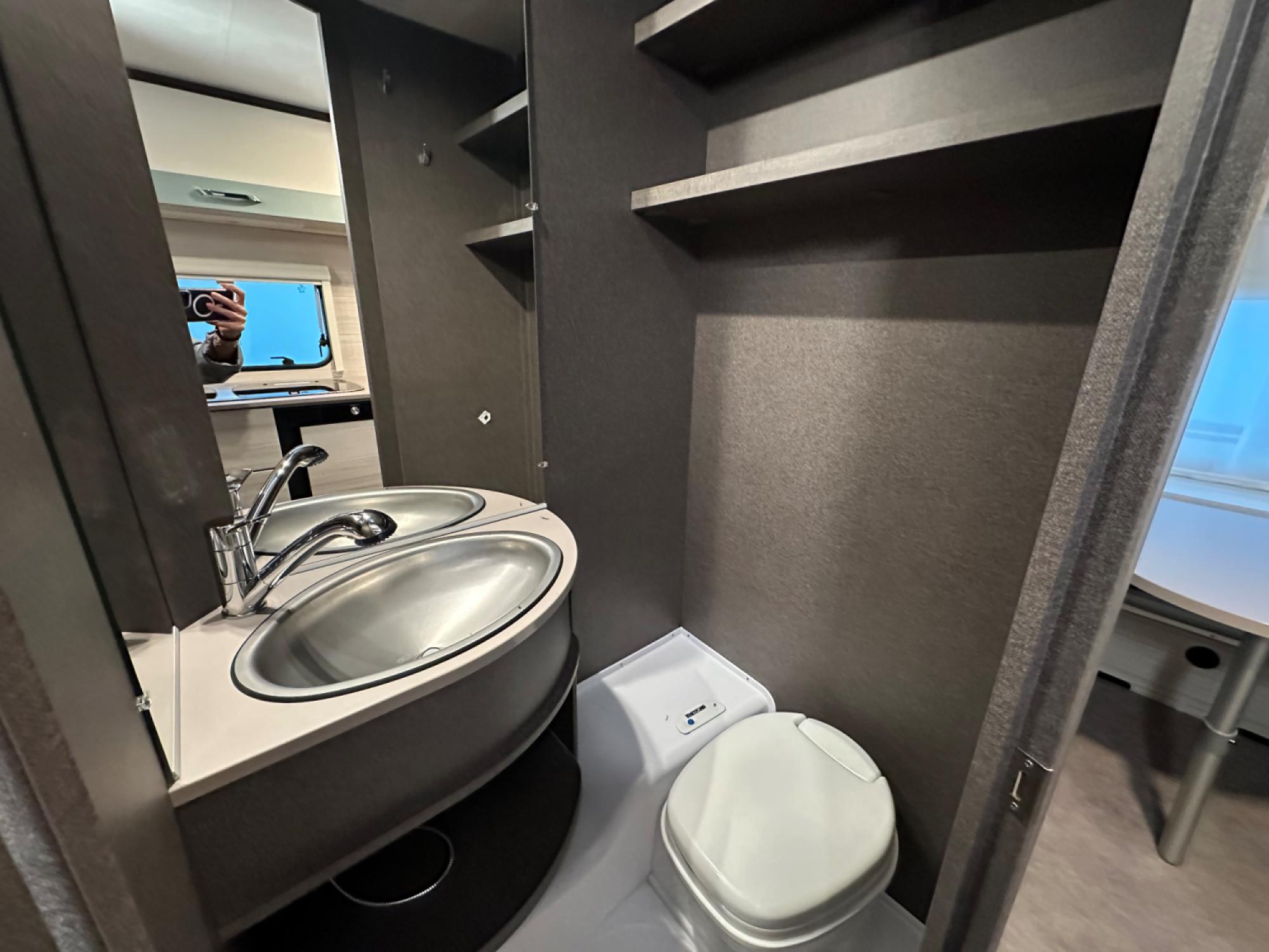 Dethleffs C-Joy 460 LE