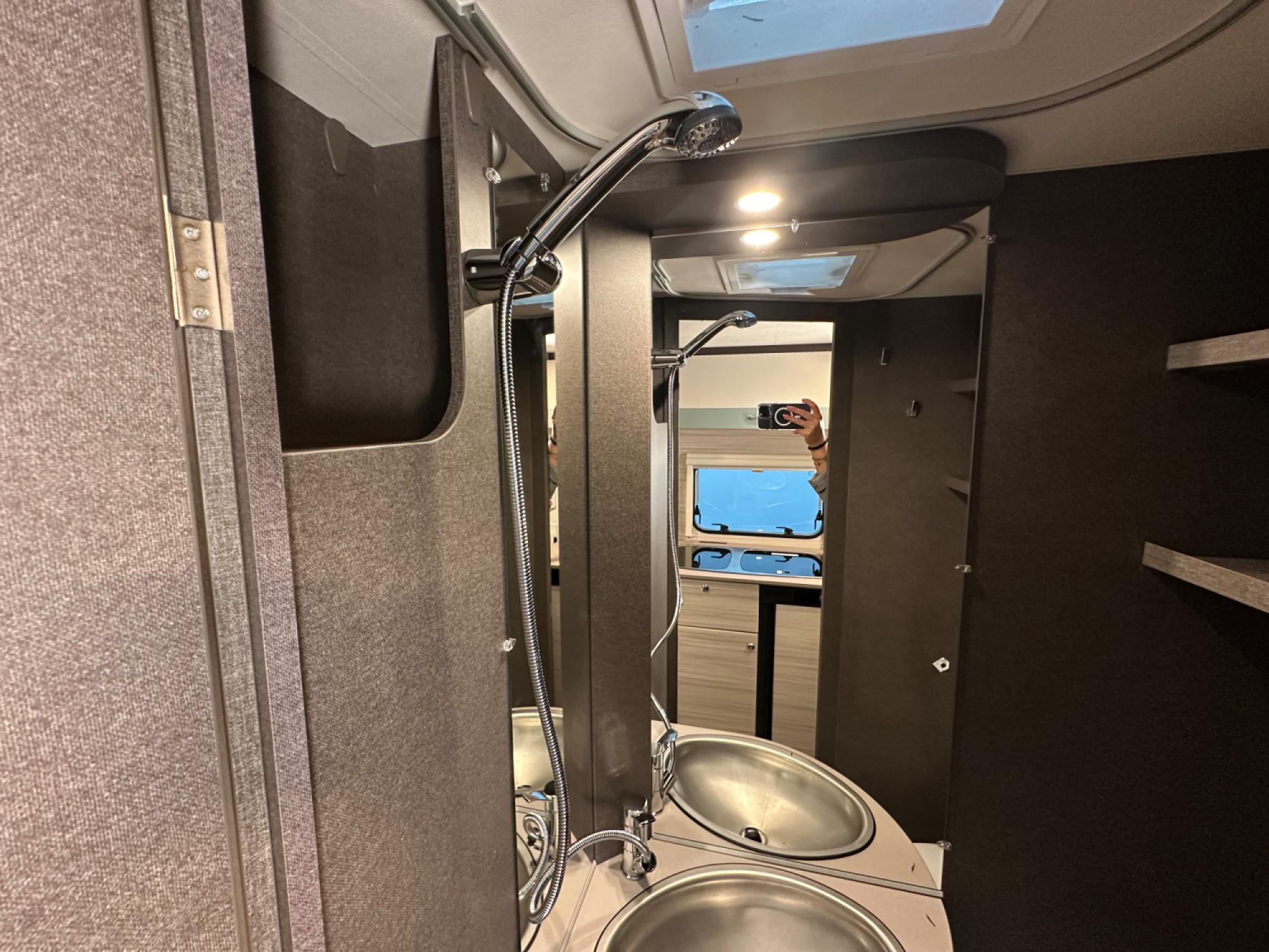 Dethleffs C-Joy 460 LE