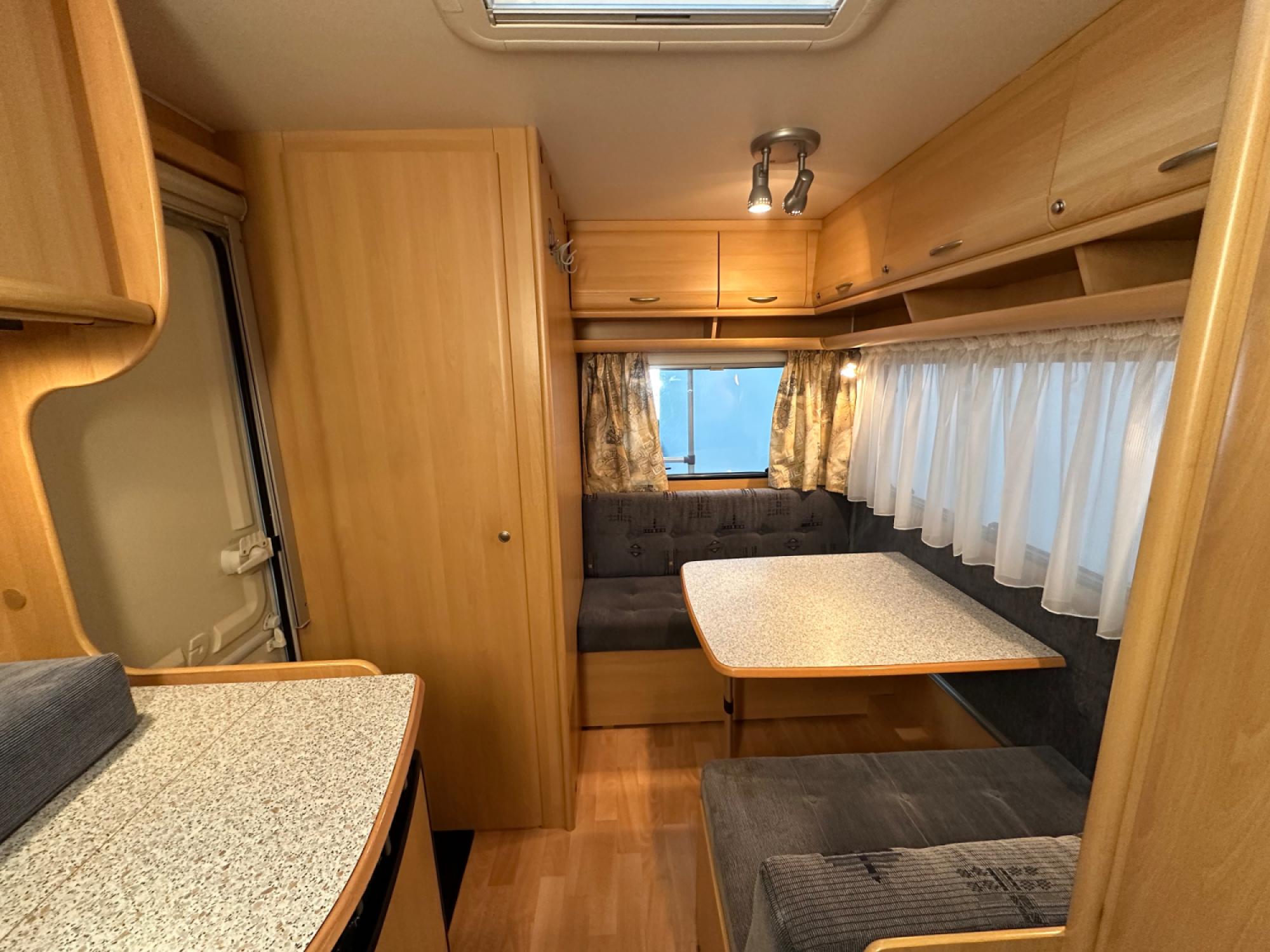 Dethleffs Camper 420 DB