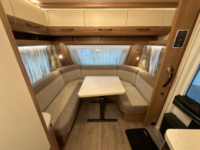 Hobby De Luxe 460 UL