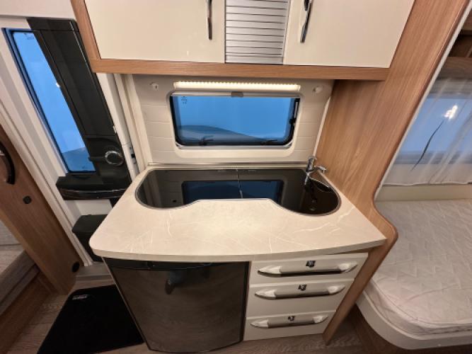 Hobby De Luxe 460 UL