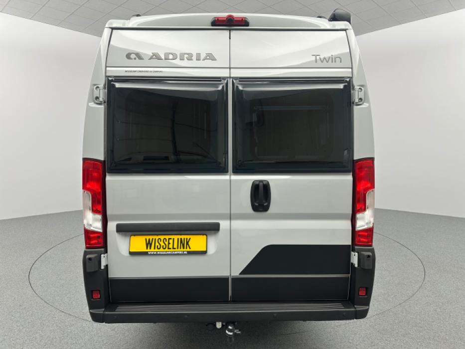 Adria Twin Supreme 640 SGX