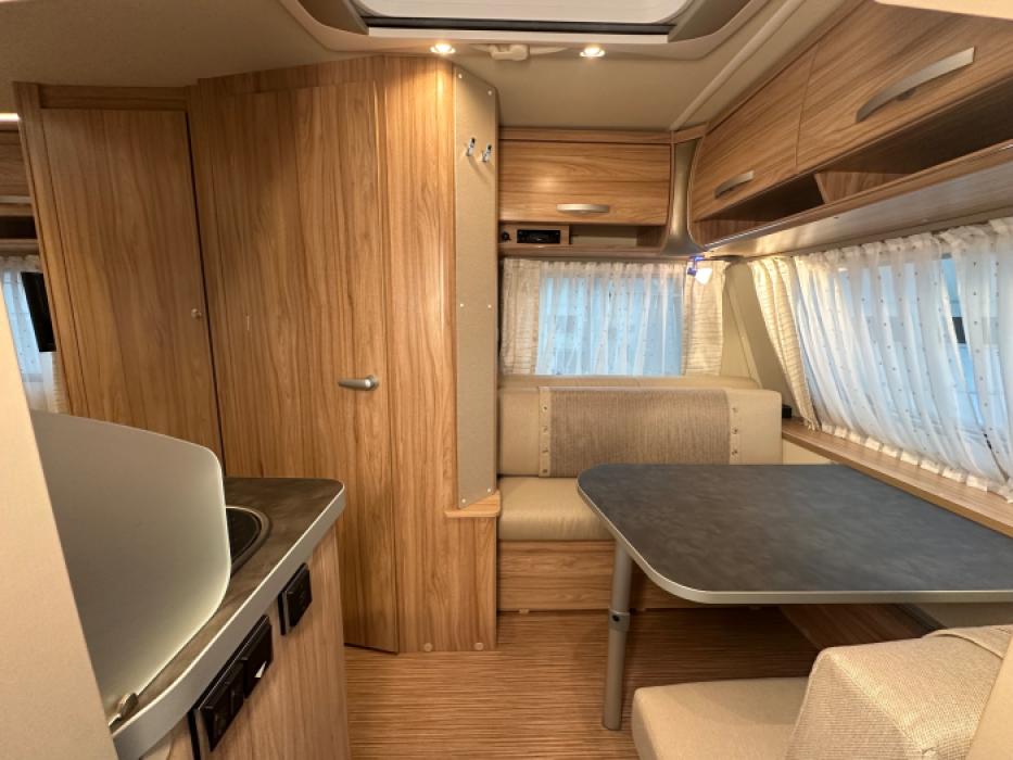 Eriba Nova Light 442
