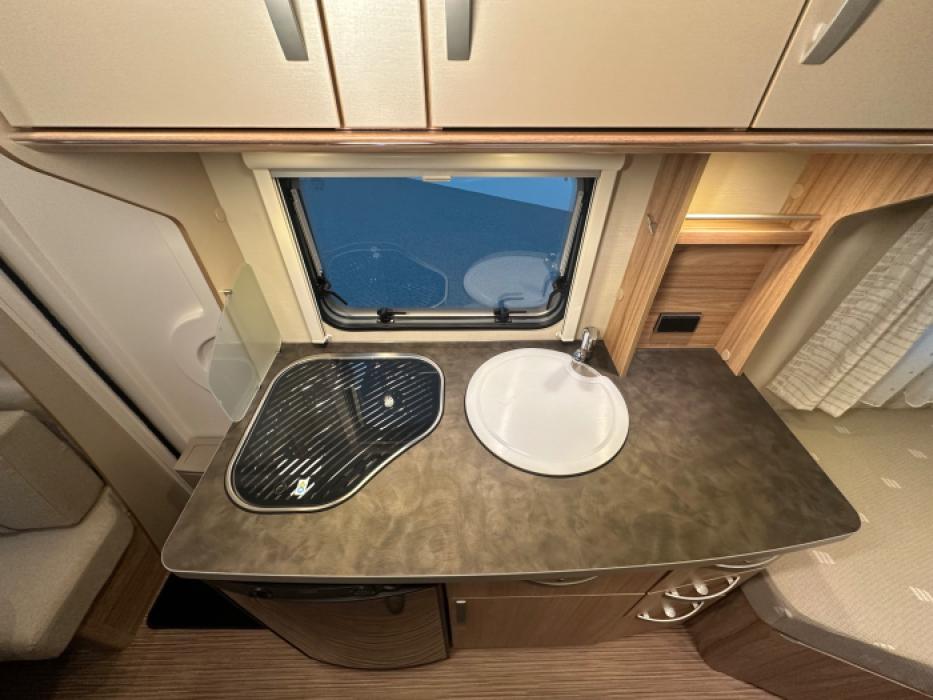 Eriba Nova Light 442