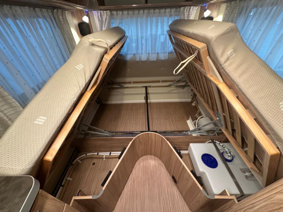 Eriba Nova Light 442