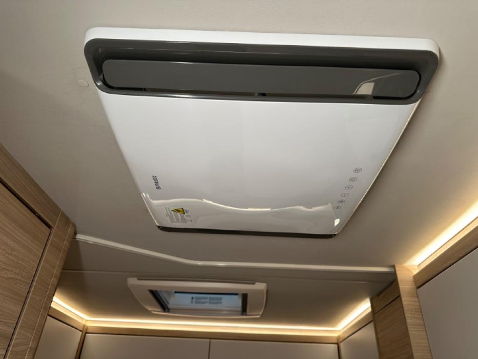 Knaus Südwind 460 EU