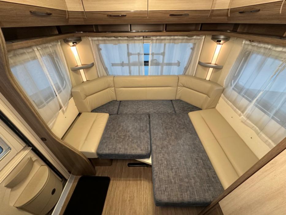 Hobby De Luxe Easy 495 UL