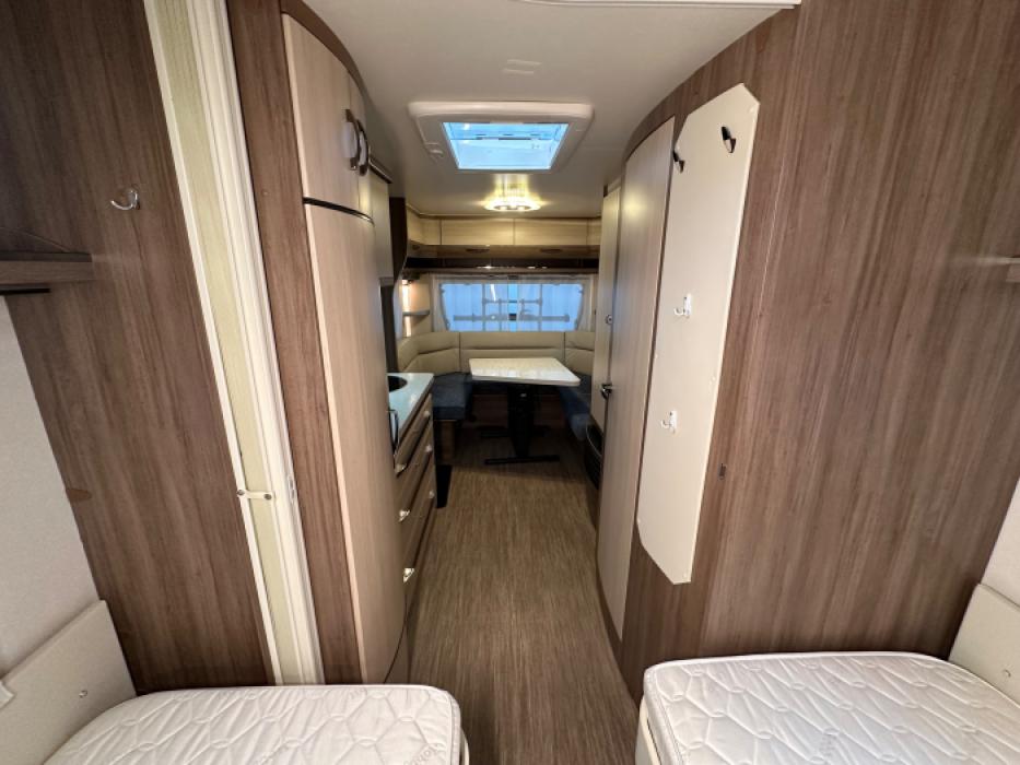 Hobby De Luxe Easy 495 UL