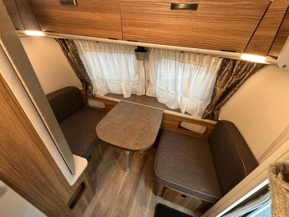 Eriba Touring 542