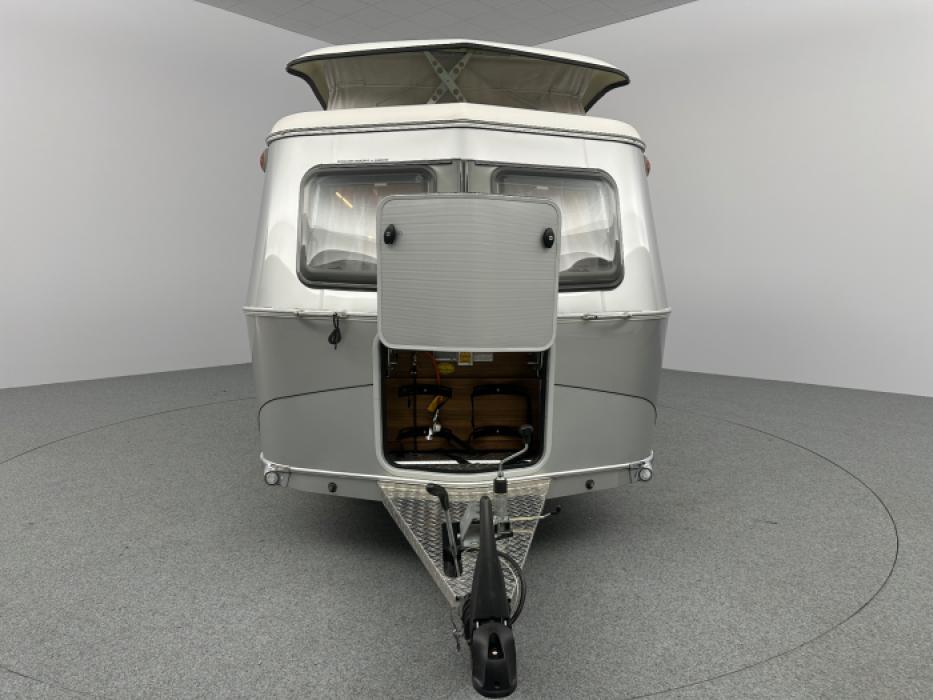 Eriba Touring 542