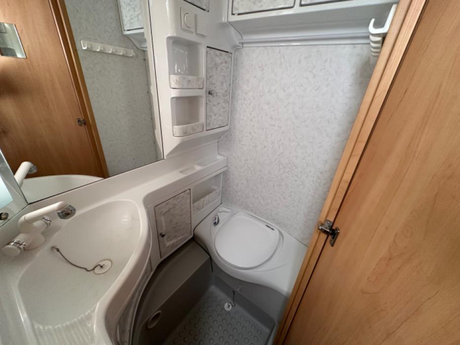 Hobby De Luxe Easy 440 SF