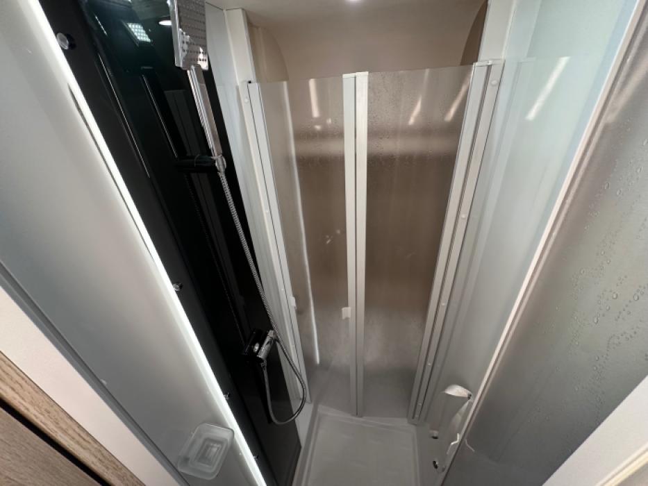 Caravelair Artica 455