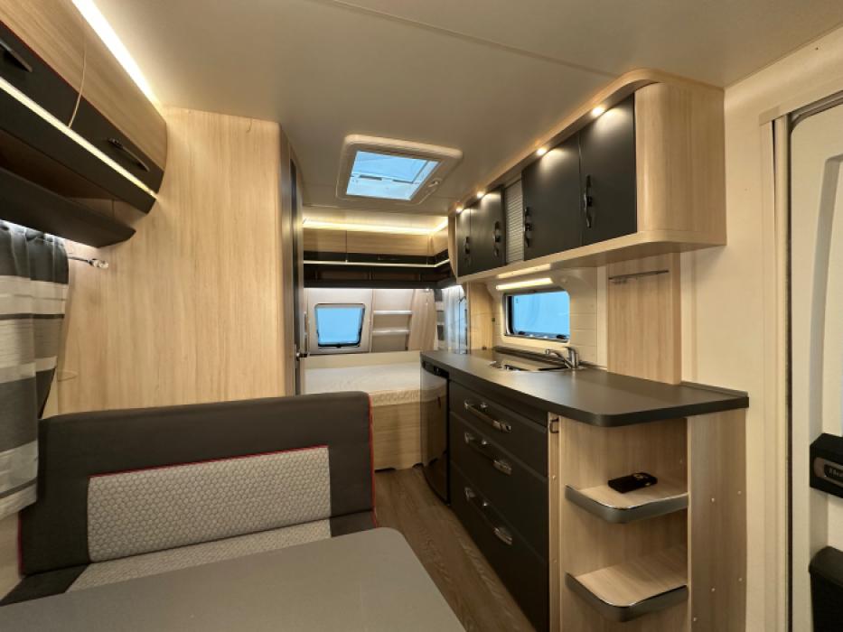 Hobby De Luxe Edition 440 SF