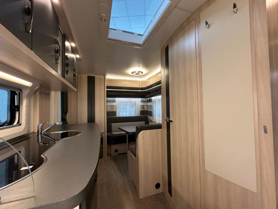 Hobby De Luxe Edition 440 SF