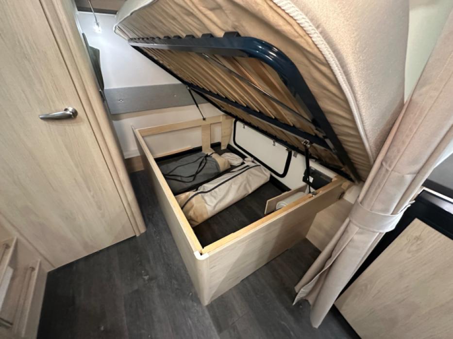 Caravelair Antares 455