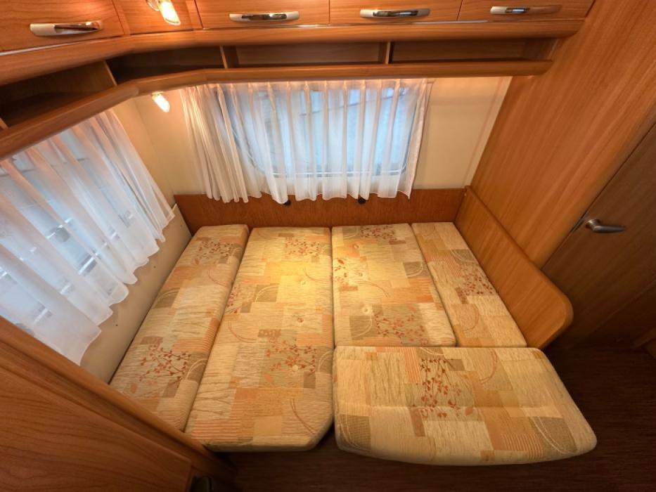 Hobby De Luxe 440 SF