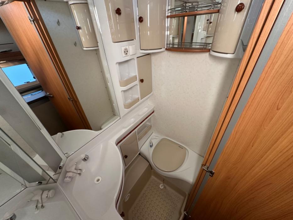 Hobby De Luxe 440 SF