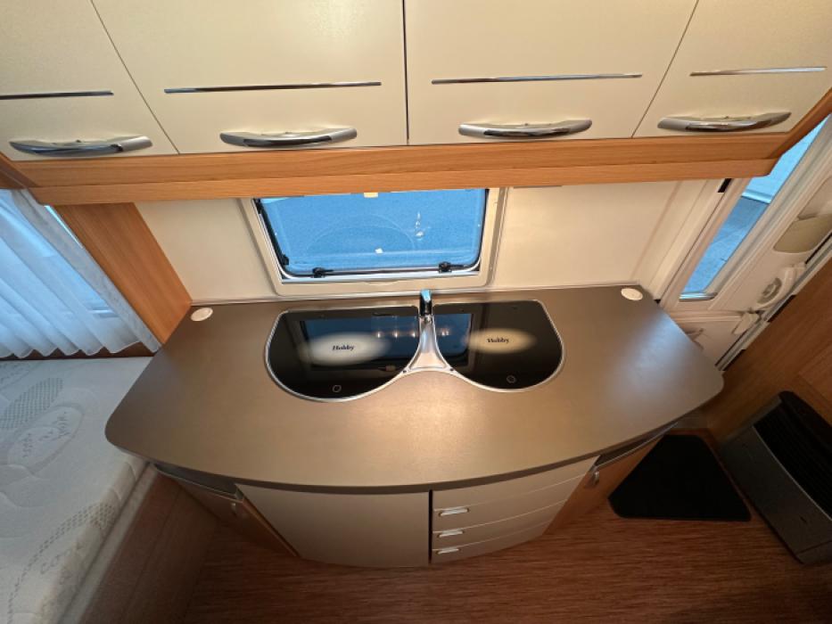 Hobby De Luxe 440 SF