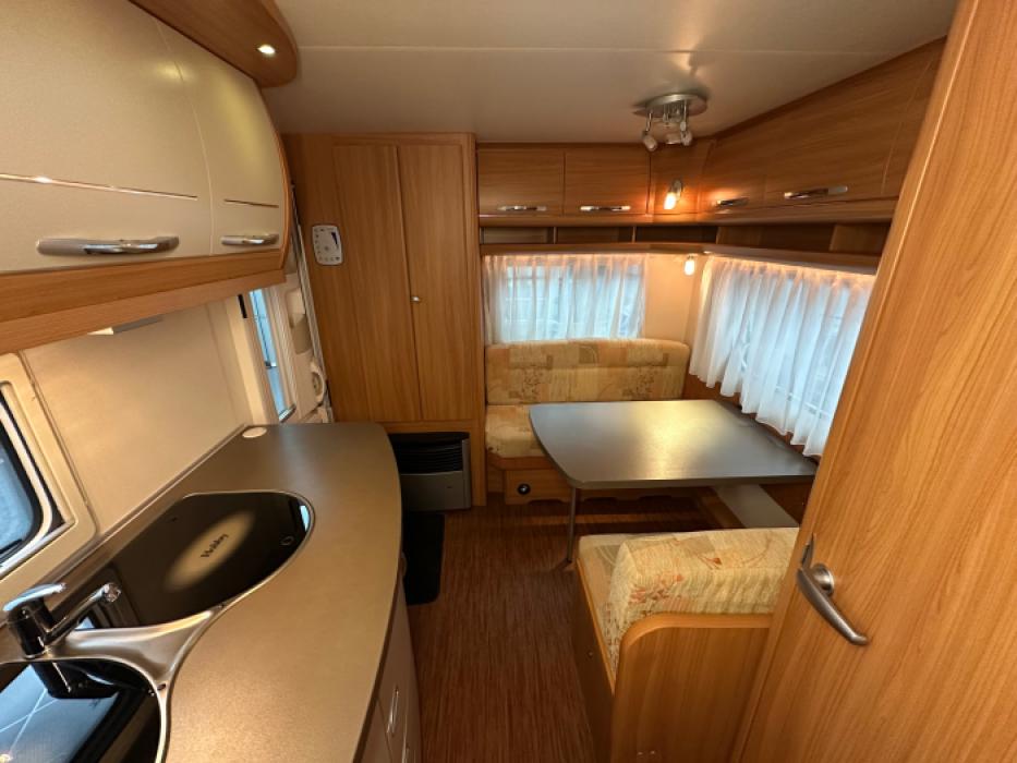 Hobby De Luxe 440 SF