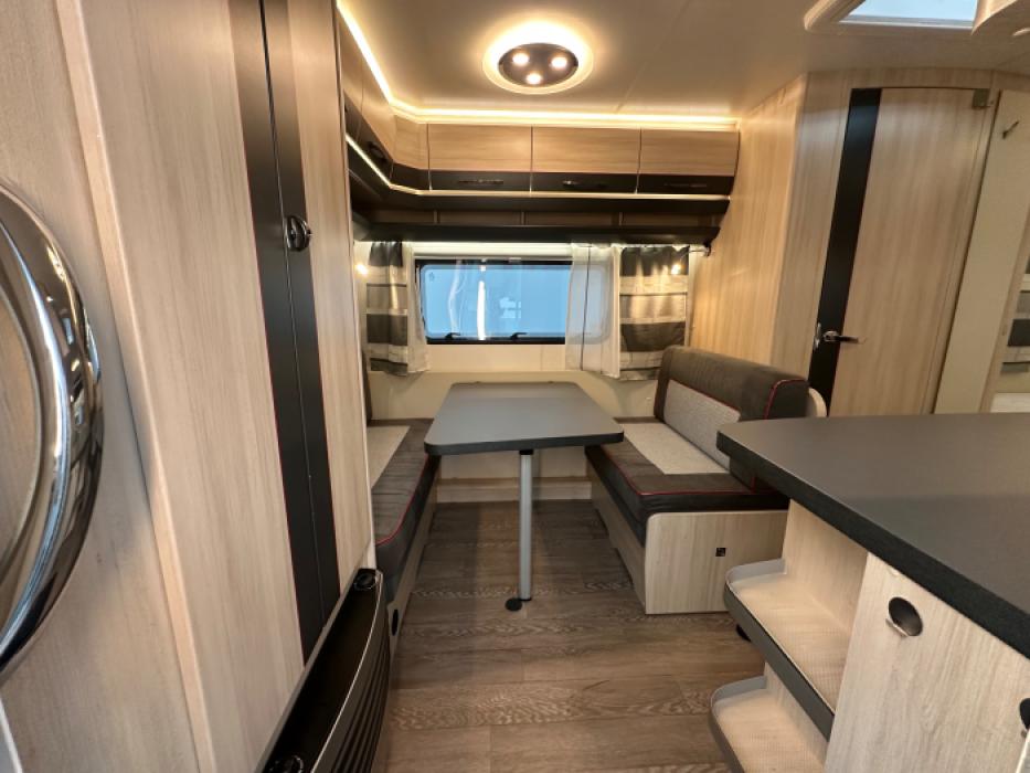 Hobby De Luxe Edition 440 SF