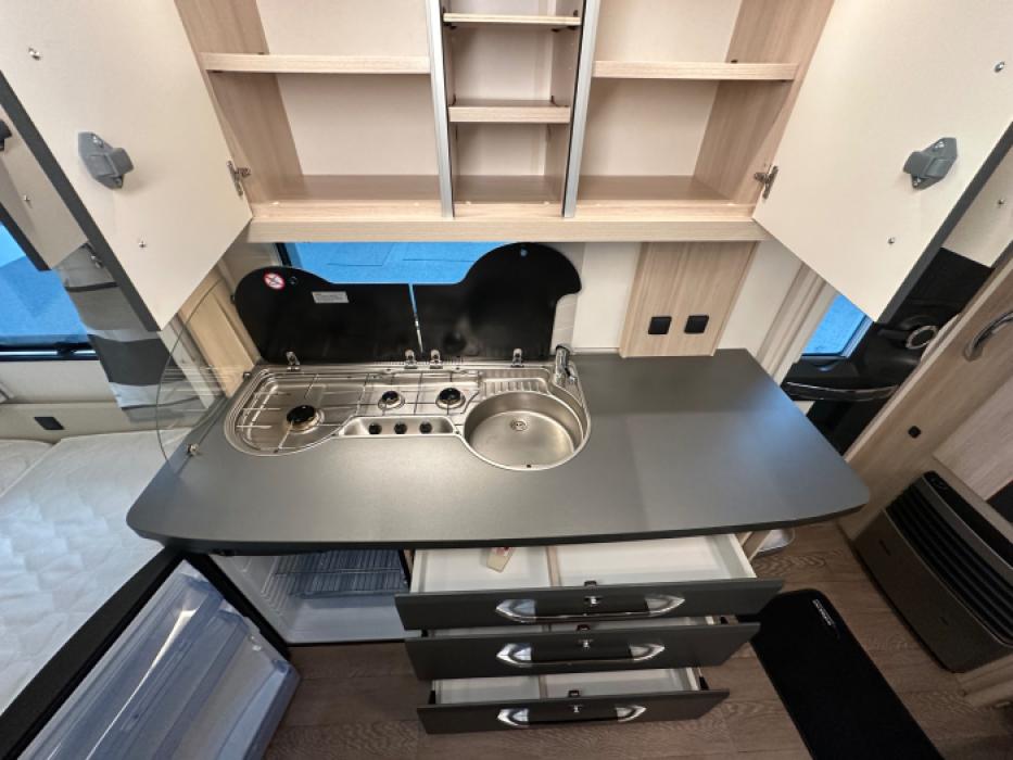 Hobby De Luxe Edition 440 SF