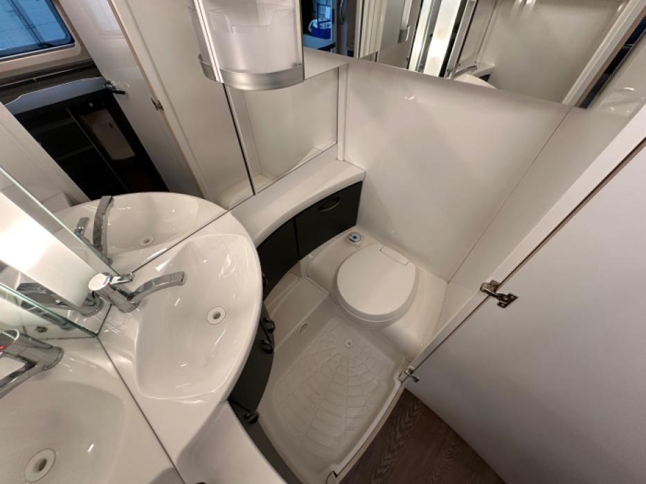 Hobby De Luxe Edition 440 SF