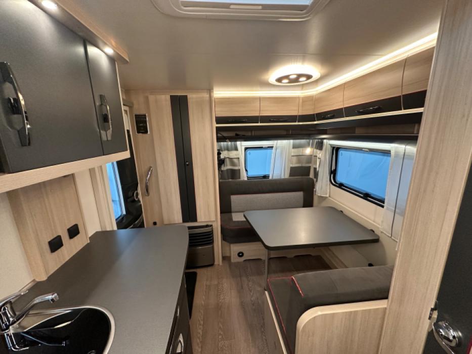 Hobby De Luxe Edition 440 SF