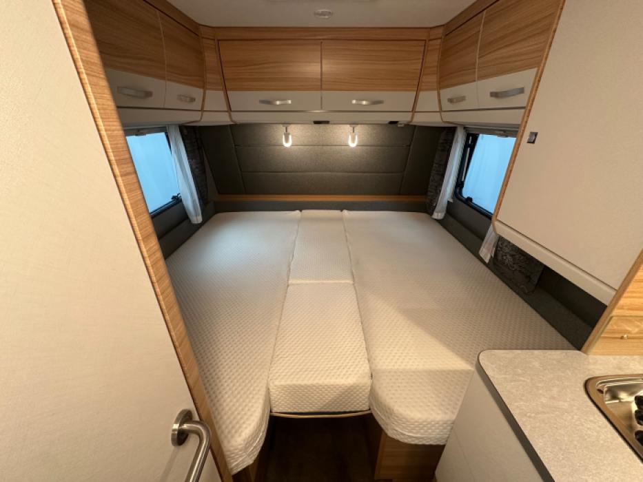 Dethleffs Camper 460 EL