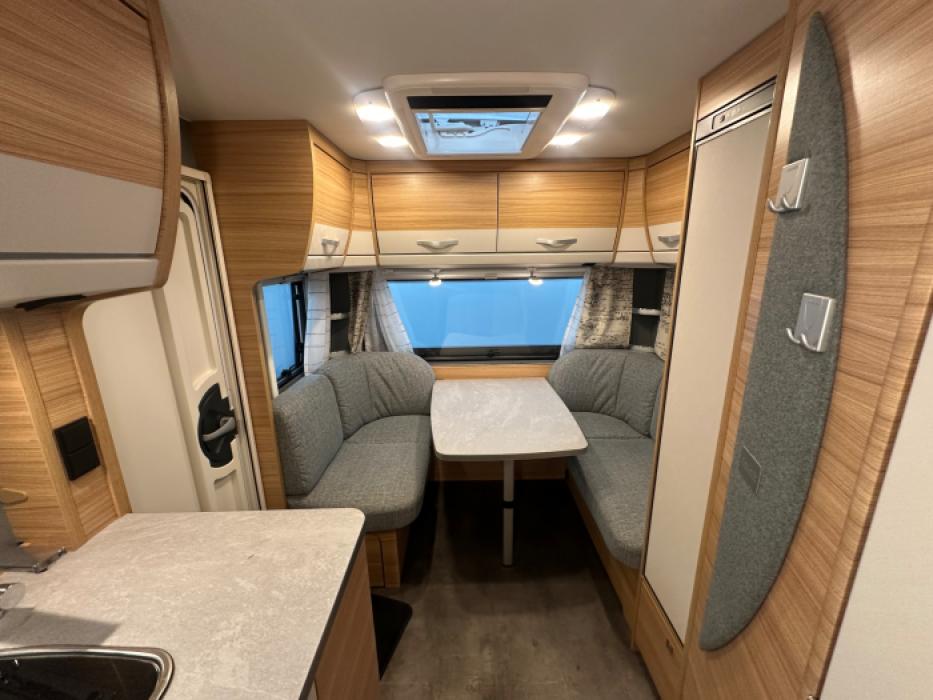 Dethleffs Camper 460 EL