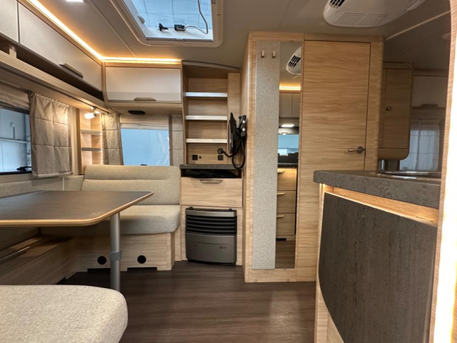Knaus Südwind 460 EU
