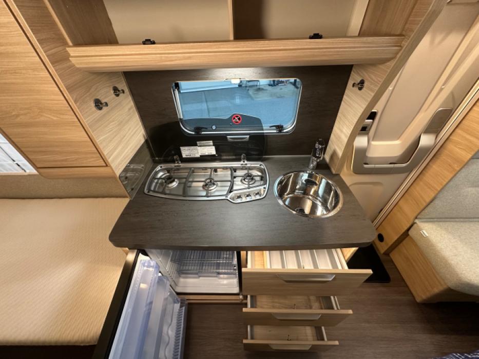 Knaus Südwind 460 EU