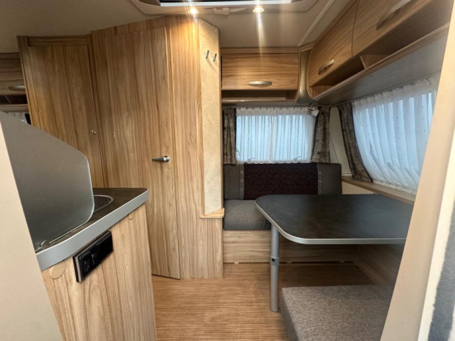 Eriba Nova Light 442