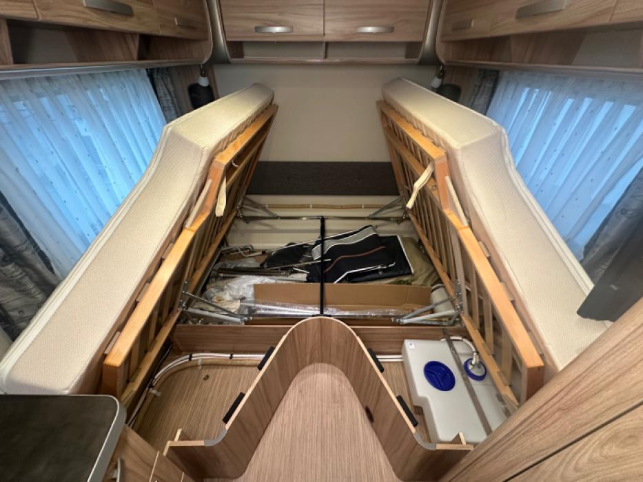 Eriba Nova Light 442