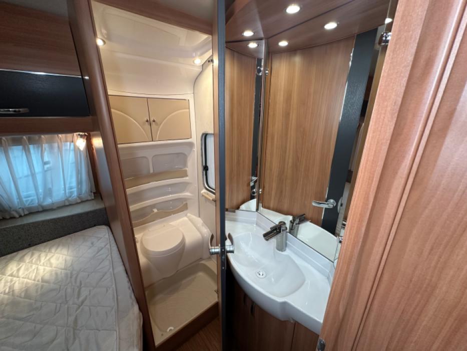 Hobby De Luxe 400 SFE