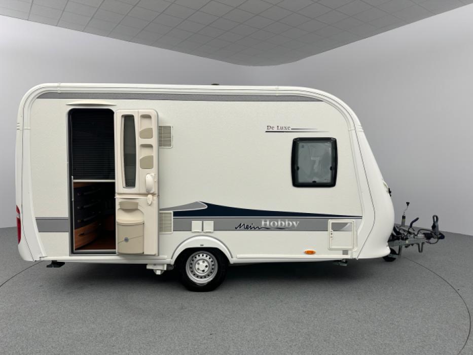 Hobby De Luxe 400 SFE