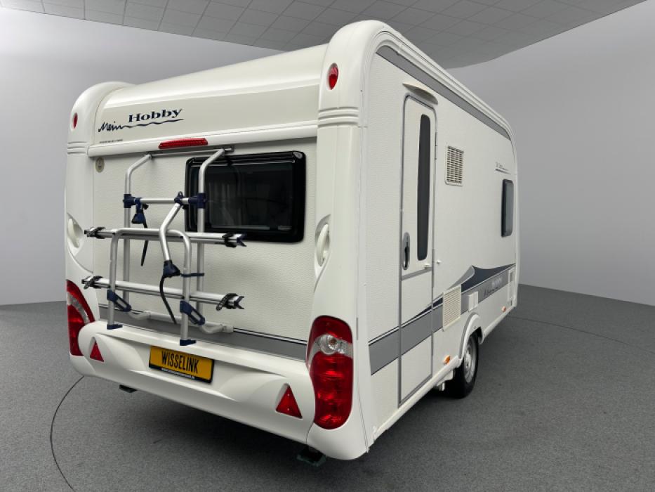 Hobby De Luxe 400 SFE