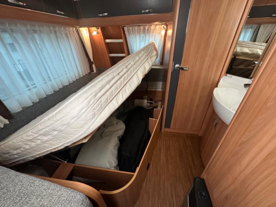 Hobby De Luxe 400 SFE